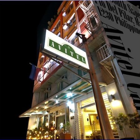 Avitel Hotel Makati City Esterno foto
